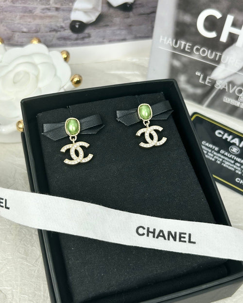 18K  Chanel Bow Earrings