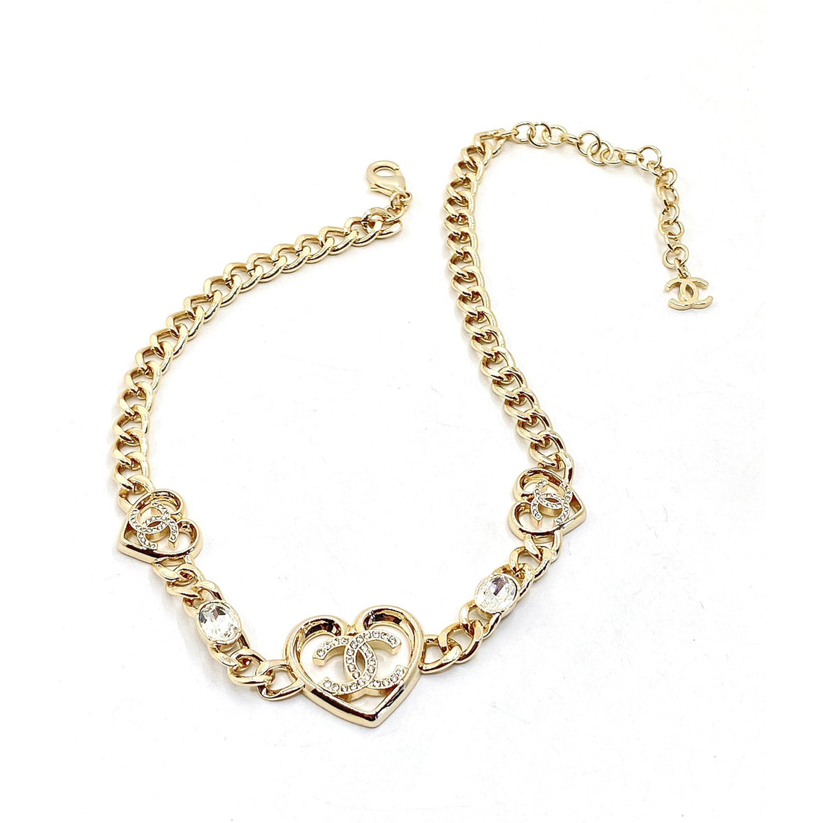 18K  Chanel Heart Diamonds Chain Necklace