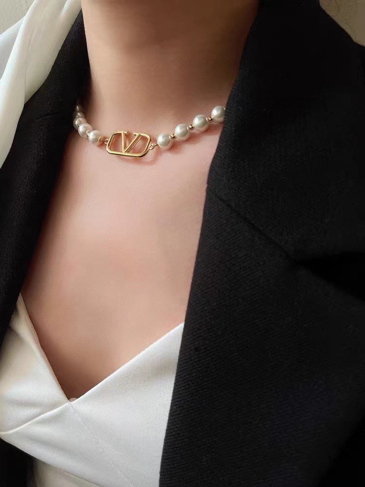 18K Valentino VLogo Signature Necklace