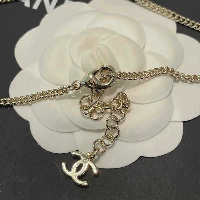 18K  Chanel Gold Bow Tie Necklace