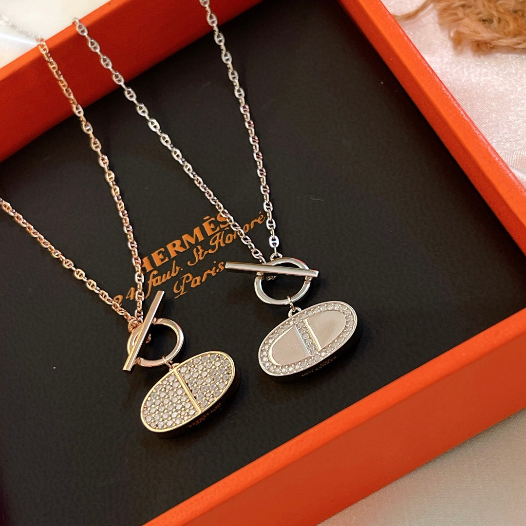 18K Chaine D'ancre Contour Pendant Hermes Necklace